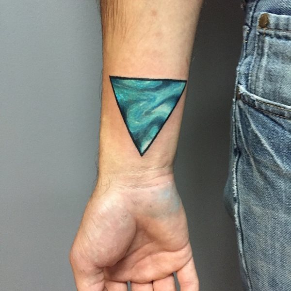 tatuaggio triangolo 81