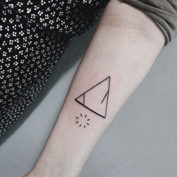 tatuaggio triangolo 89