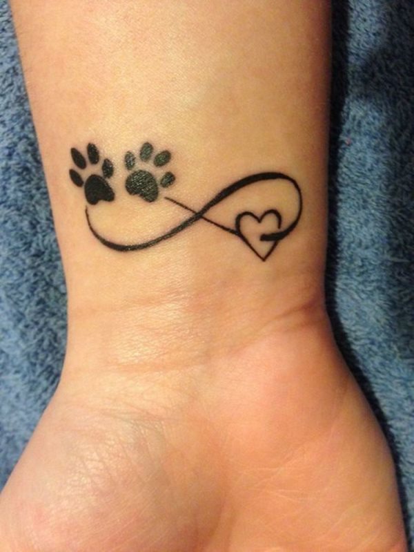 tatuaggio zampa di cane 131