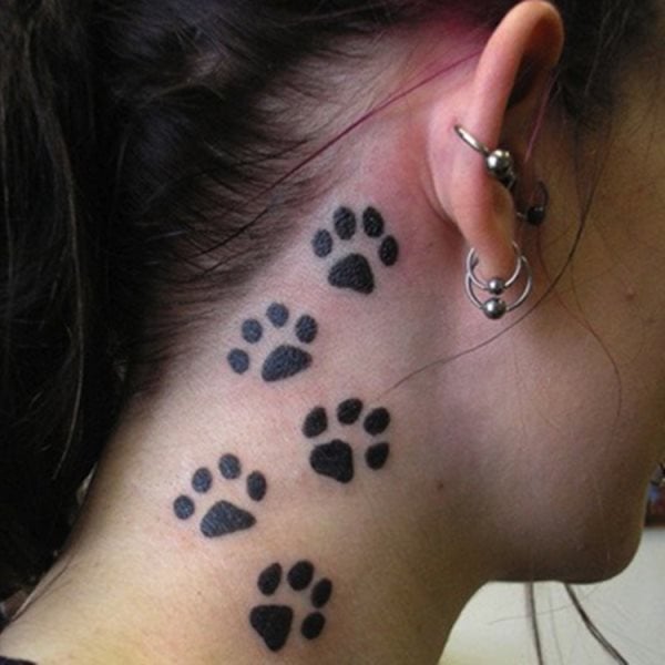tatuaggio zampa di cane 145
