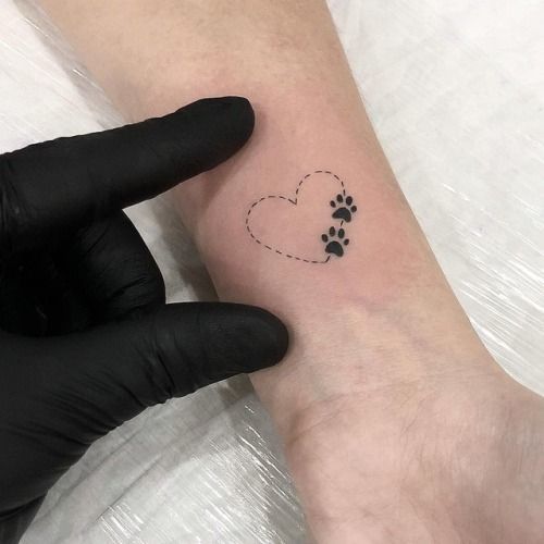 tatuaggio zampa di cane 215