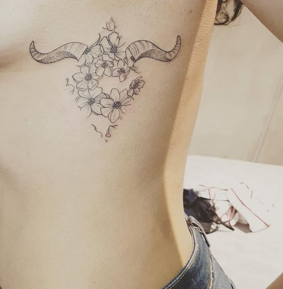 Tatuaggi Del Segno Del Capricorno