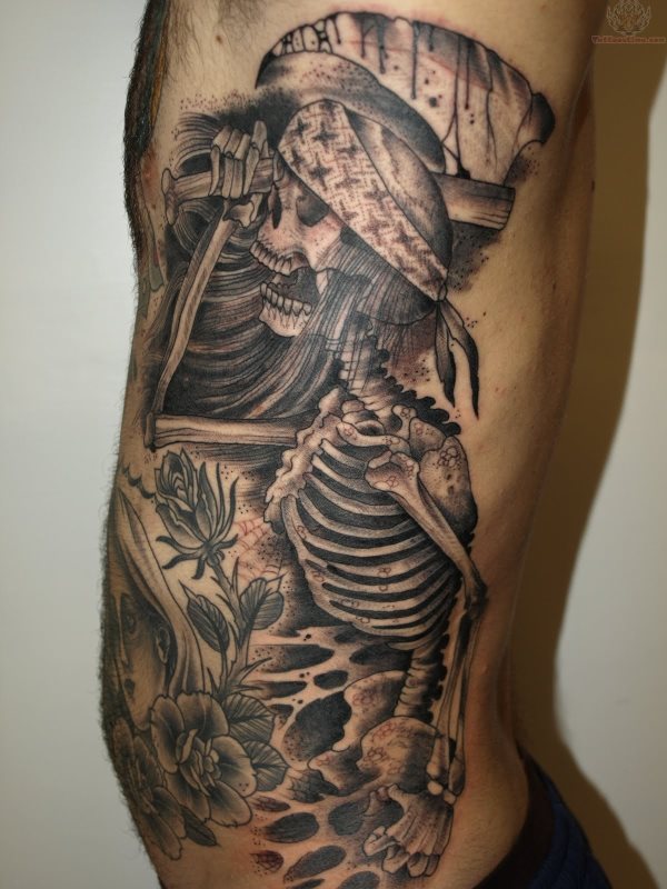 84 Tatuaggi di scheletri e di cadaveri: Galleria di immagini