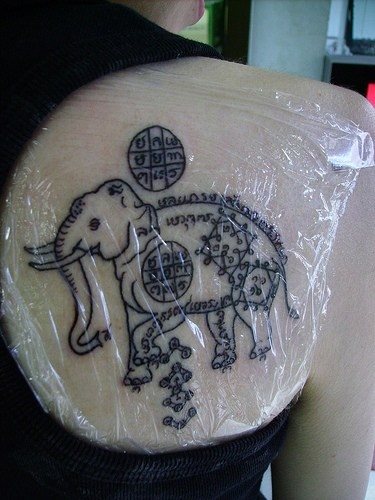 buddhistische tattoo 554