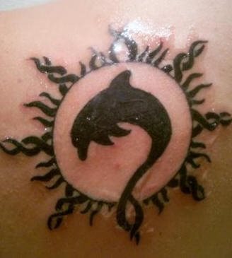 delphin tattoo 523