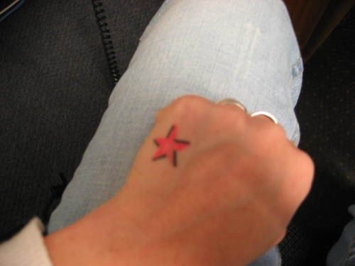 hand tattoo 1038