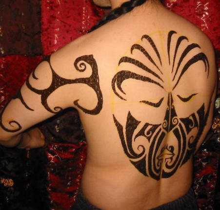henna tattoo 1027