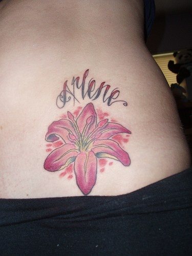 90 coole Tattoos für die Hüfte