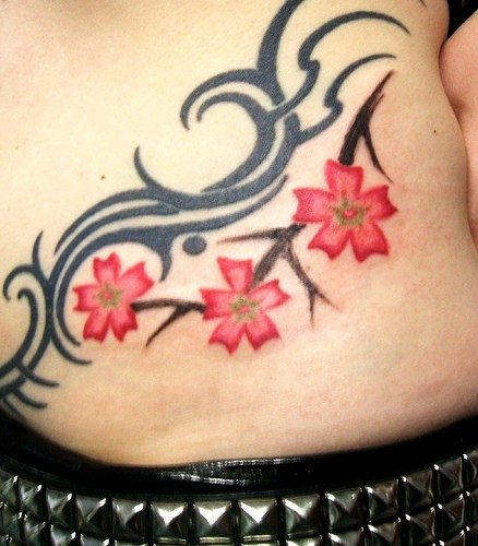 90 coole Tattoos für die Hüfte