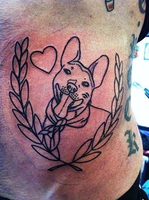 210 hund tattoo