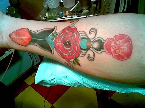 messer tattoo 544