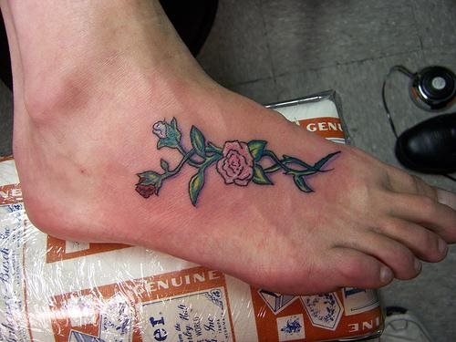 rose tattoo 1046