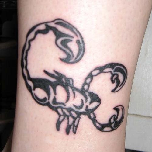 skorpion tattoo 1119