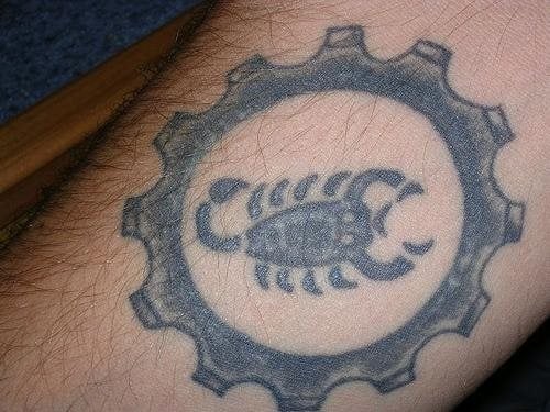 skorpion tattoo 1153