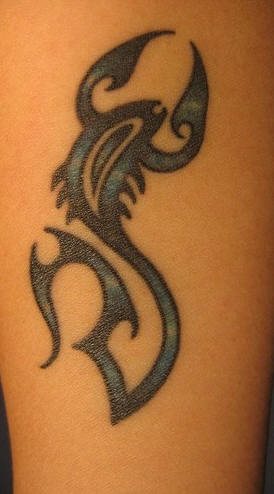 skorpion tattoo 1073