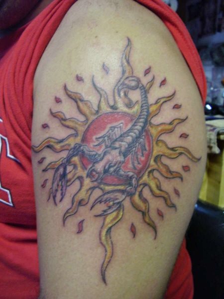 skorpion tattoo 1037