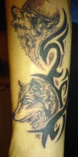 wolf tattoo 1040