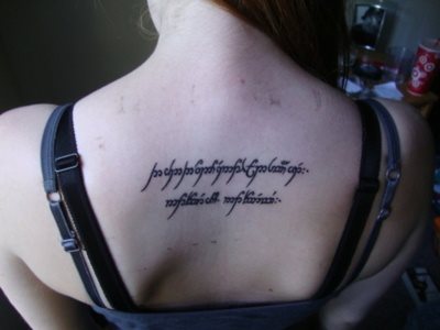 47 ElfenTattoos mit zahlreichen Buchstaben und Namen