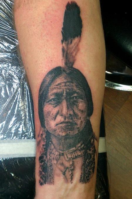 49 IndianerTattoos Neue Fotos und Designs