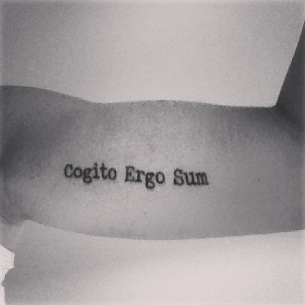 50 Tattoos von lateinischen Sprichwörtern, Phrasen und Sprüchen
