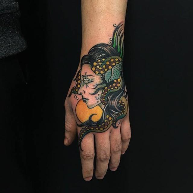 Hand Tattoo 155