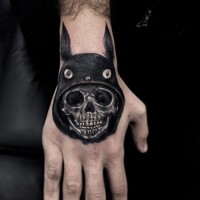 Hand Tattoo 41