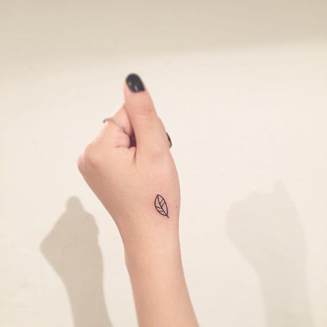 Hand Tattoo 53