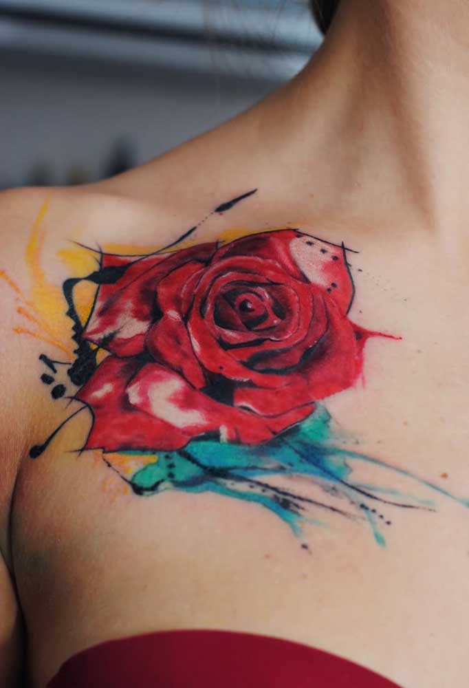 Ideen für Tattoos auf der Schulter 66 Bunte Tätowierungen