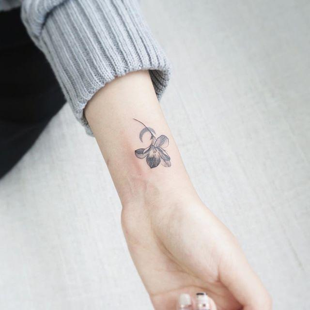 Winziges Kleines Tattoo 155