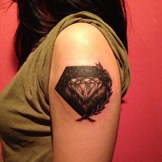 Diamant Tattoo 11
