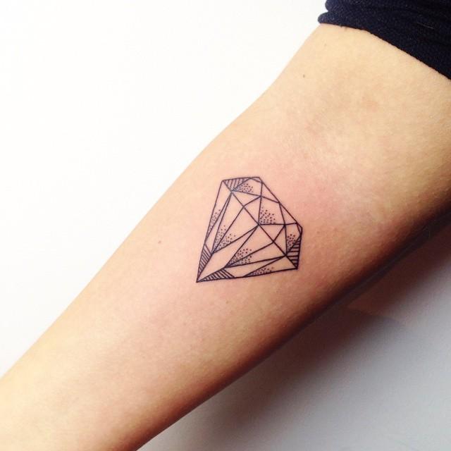 Diamant Tattoo 37