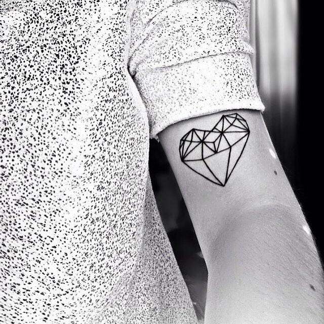 Diamant Tattoo 69