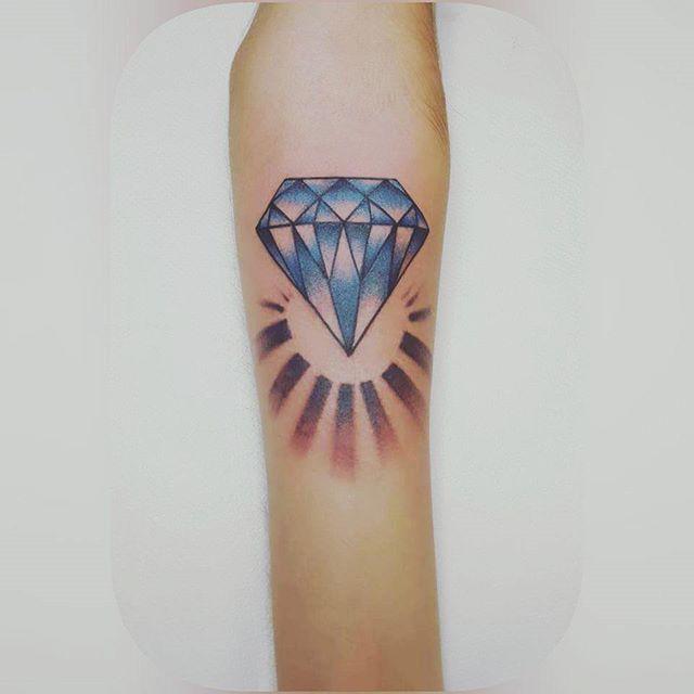 Diamant Tattoo 73