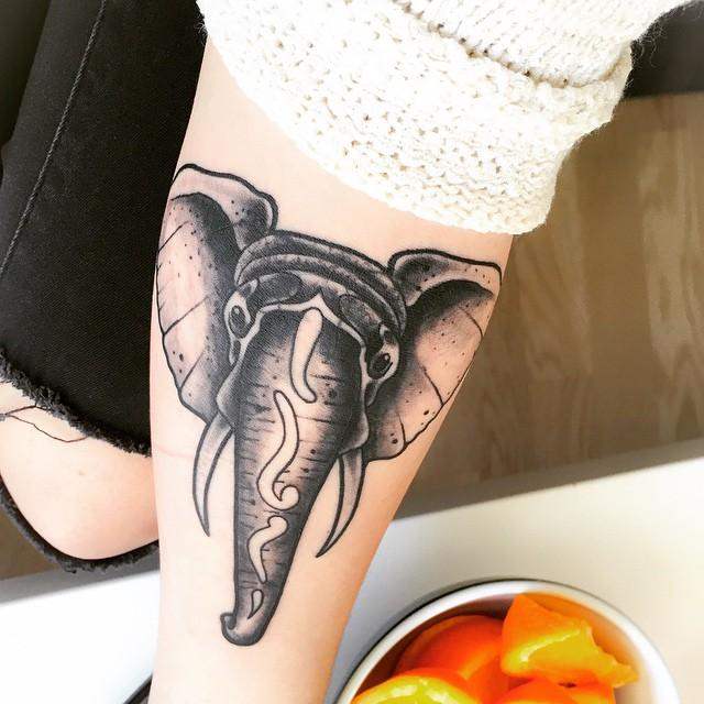Elefant Tattoo 119