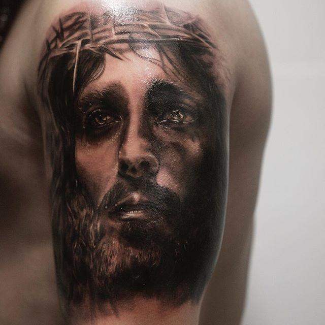 Jesus von Nazaret Tattoo 15