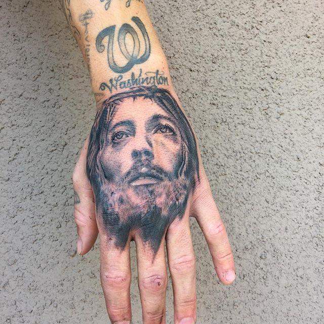 Jesus von Nazaret Tattoo 39