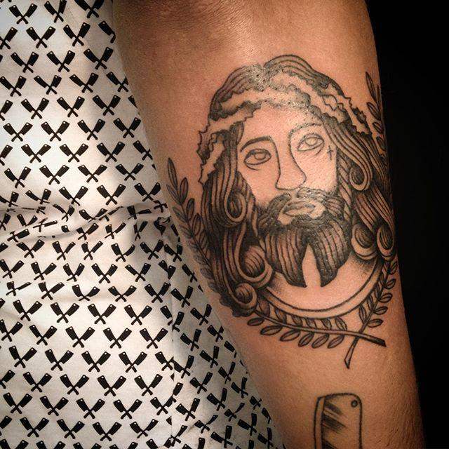 Jesus von Nazaret Tattoo 81
