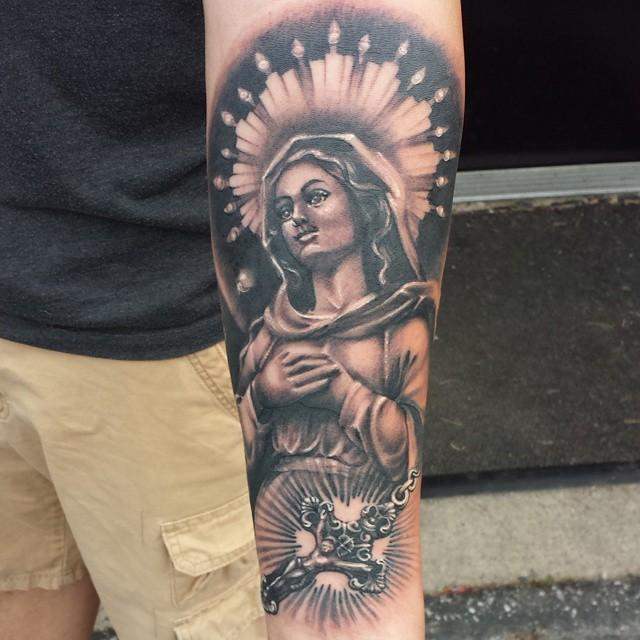 Jungfrau Maria Tattoo 125