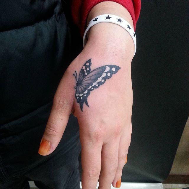 Schmetterling Tattoo 155