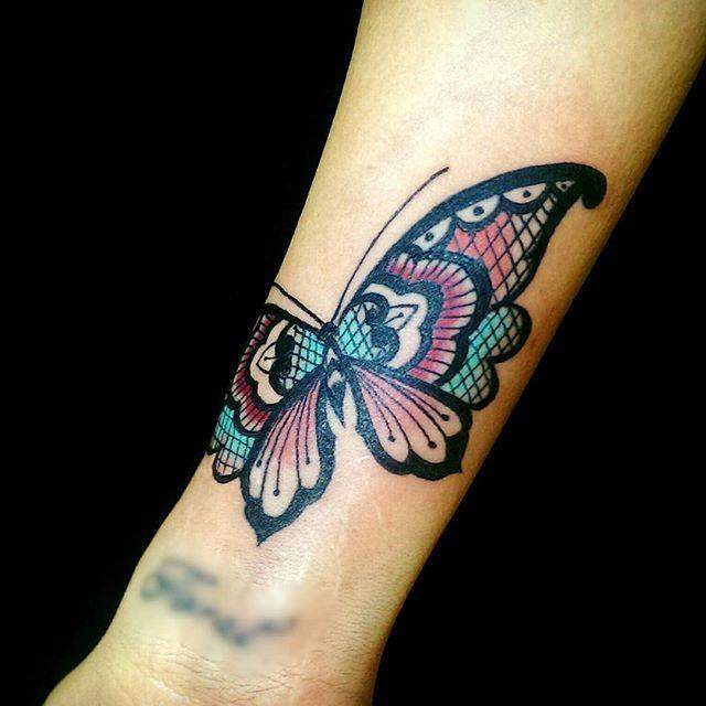 Schmetterling Tattoo 59