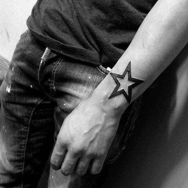 Sternen Tattoo 49