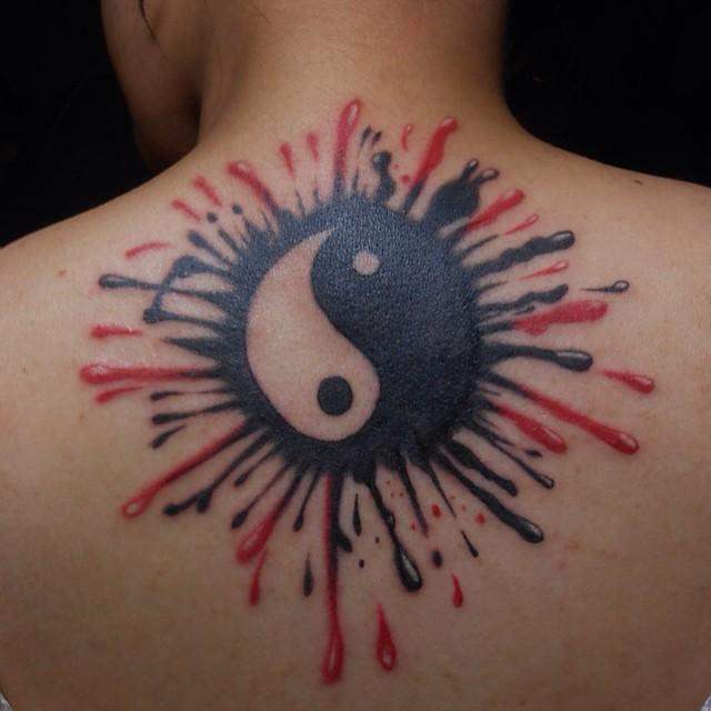 Yin und Yang Tattoo 69