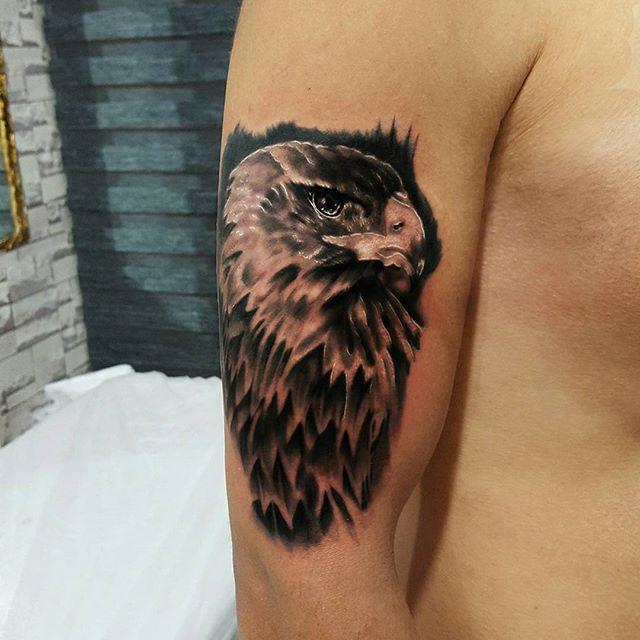 Adler Tattoo 121