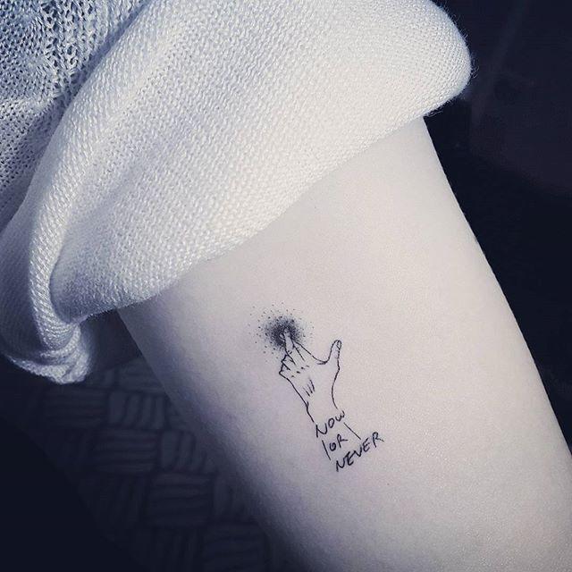 Bildergalerie mit 94 Schriften und kurzen Sprüchen für Tattoos