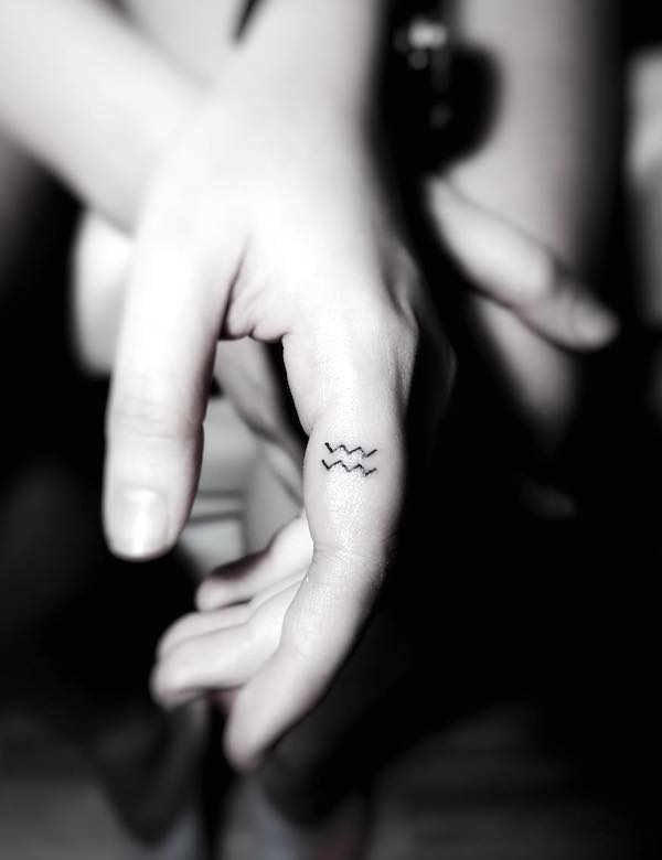 Wassermann Tattoo Klein